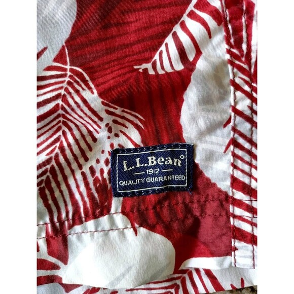 L.L. Bean Swim Trunks Men's Large Tropical Red Pockets - Picture 2 of 5